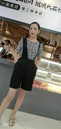 简单时尚套装，女装套装/套裙，尼帝曼依