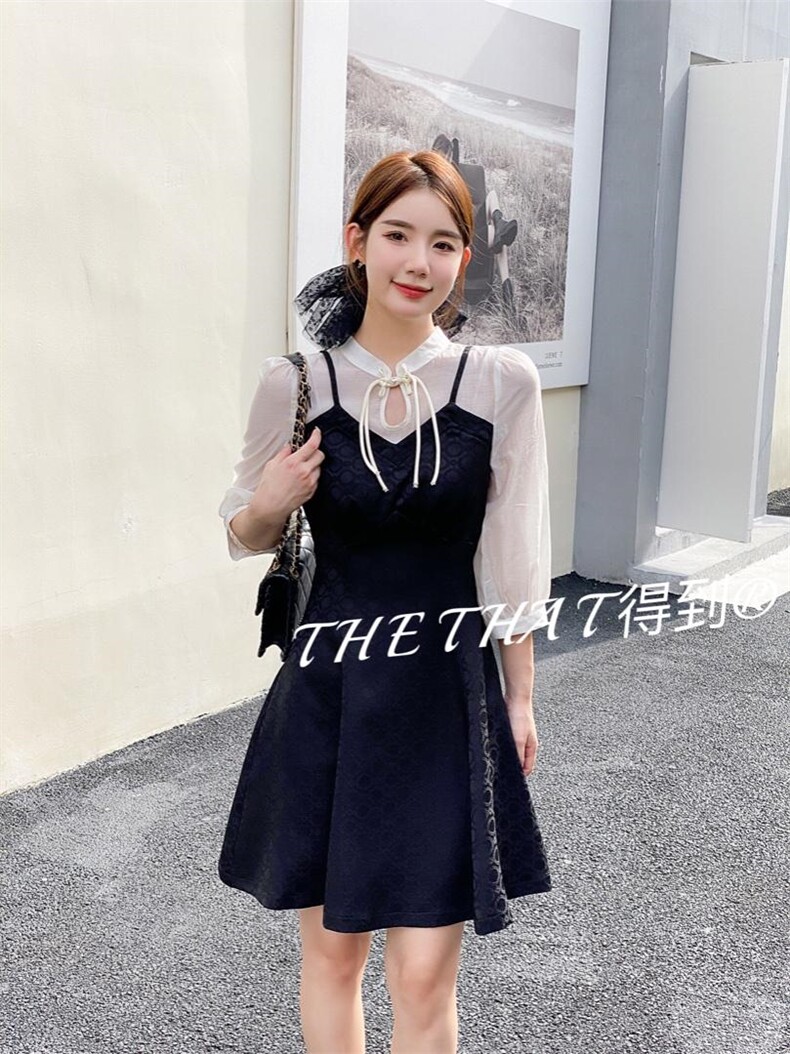 秋季新款连衣裙拼接面料，女装连衣裙，得到THETHAT