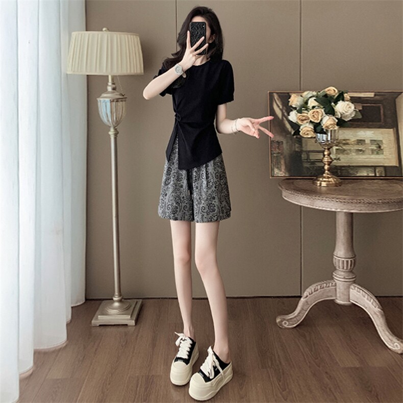 女夏穿搭时尚套装宽松显瘦圆领不规则开叉设计上衣提花短裤两件套,女装套装/套裙,2C310