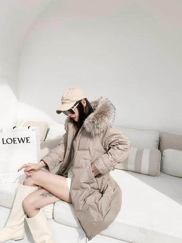 【风姿秀衣】6135 羽绒服，女装羽绒服，风姿秀衣