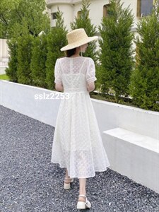夏装新款连衣裙，面料柔软舒适透气、潮流韩版修身图片