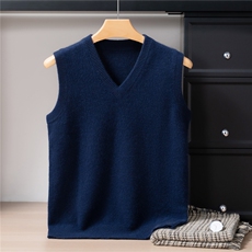 2025年秋季青春流行V领马甲，男装背心/马甲，戎禾素