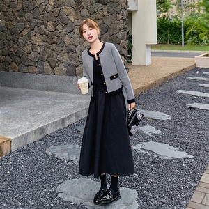 小香风高级感套装裙女2025春季新款气质针织外套吊带连衣裙两件套图片