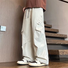 卡其色