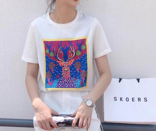 夏季新款高弹牛奶丝面料T，女装，格瑞琪