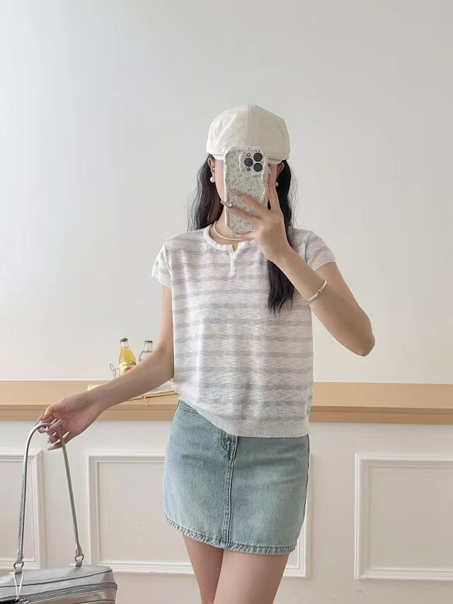 夏季休闲风时尚潮流短袖均码,女装T恤,梵泰羊绒