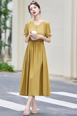 优雅气质纯色新中式连衣裙女2024夏新款V领收腰显瘦法式茶歇裙子，女装连衣裙，涵墨