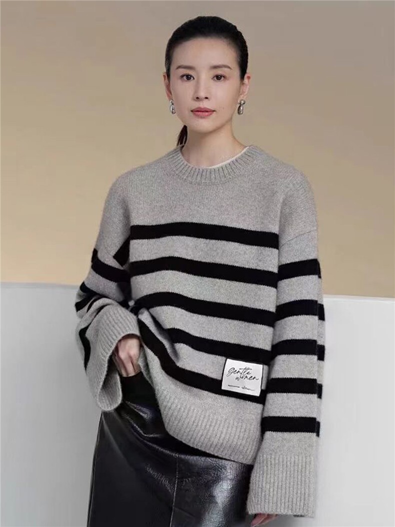 2025年秋季新款百搭女士斑马条纹拼色圆领羊毛衫，女装羊毛衫，狄美羊绒