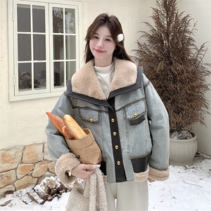 羊羔毛拼接牛仔羽绒服女冬季2025新款高级感美式爆款加厚保暖外套图片