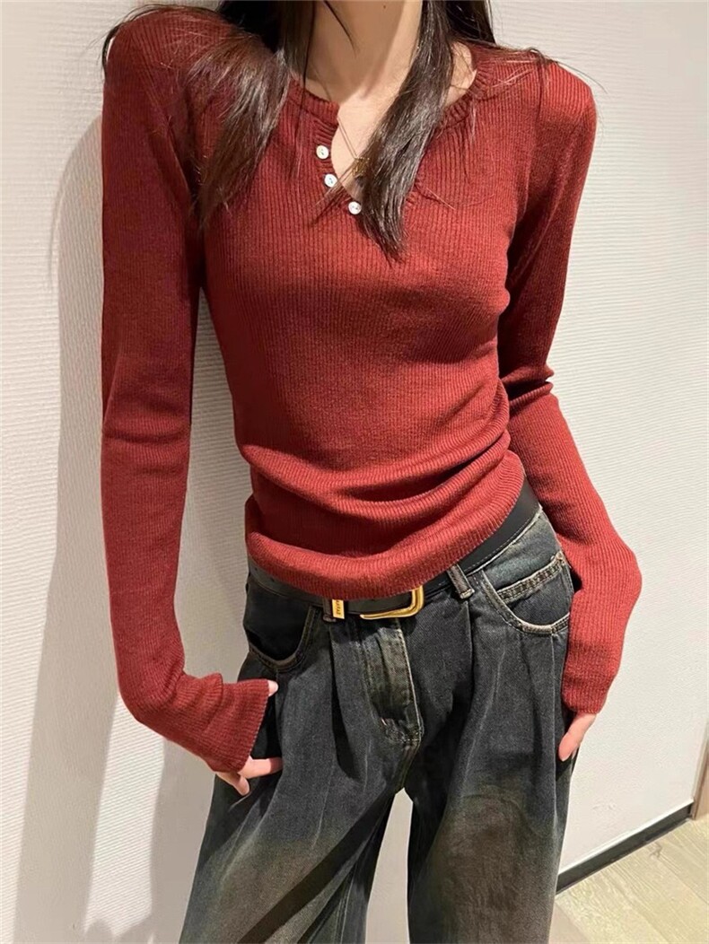 时尚显瘦百搭精纺羊毛小V领扣子打底衫,女装羊毛衫,圣旺供货