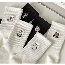 秋冬款黑白色袜子女吸汗透气中筒袜ins潮运动百搭刺绣小兔熊长袜，袜子，星座224
