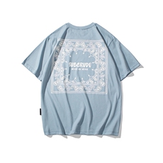 浅蓝色