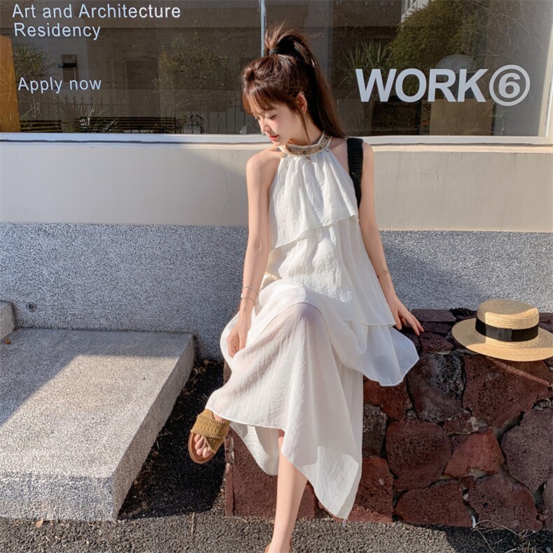 白色荷叶边亮片拼接挂脖连衣裙2025夏季新款超好看小众度假风长裙，女装连衣裙，浙宝128A