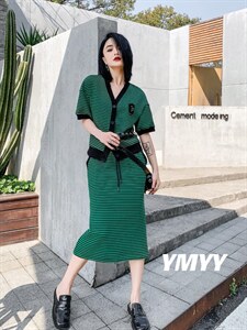 现货夏季新款条纹套裙图片