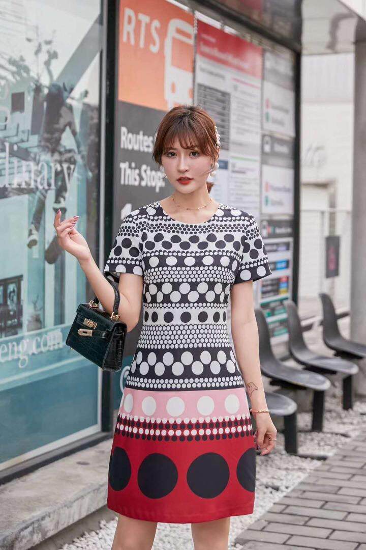 定位花连衣裙，女装连衣裙，茜茜靓点