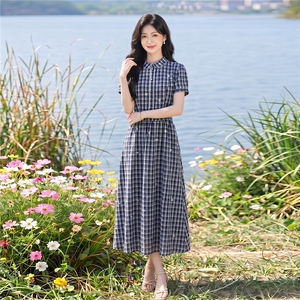 夏季格纹绣花收腰显瘦学院风优雅气质连衣裙图片