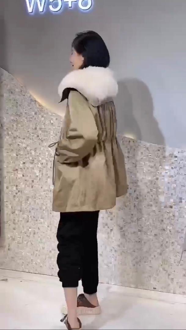 甜美范真狐狸海军大毛领可拆卸獭兔毛内胆皮草派克服,女装皮草,L·H·X