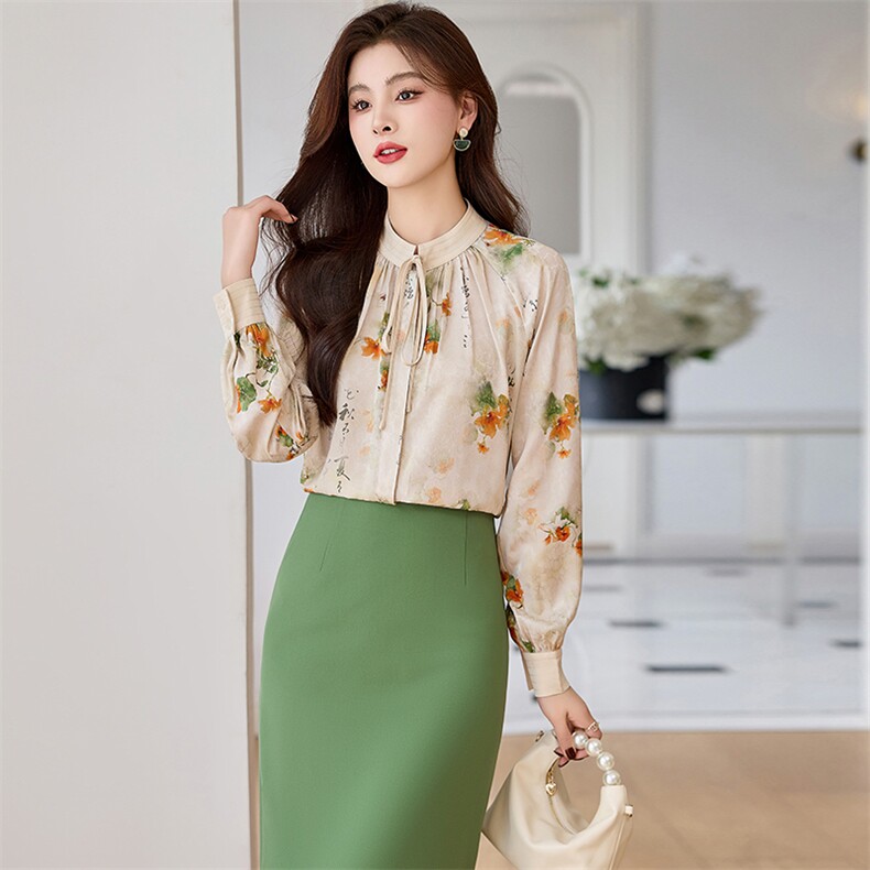 《春装新品》淑女范衬衫花色两件套套裙,女装套装/套裙,魅丽静蓝