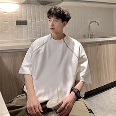 白色