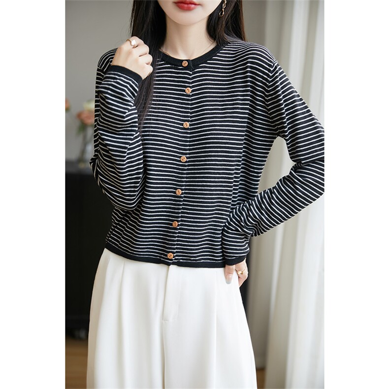 25春秋新款精纺羊毛开衫女圆领条纹拼色长袖毛衣宽松外套针织上衣，女装针织衫/毛衣，越洋羊