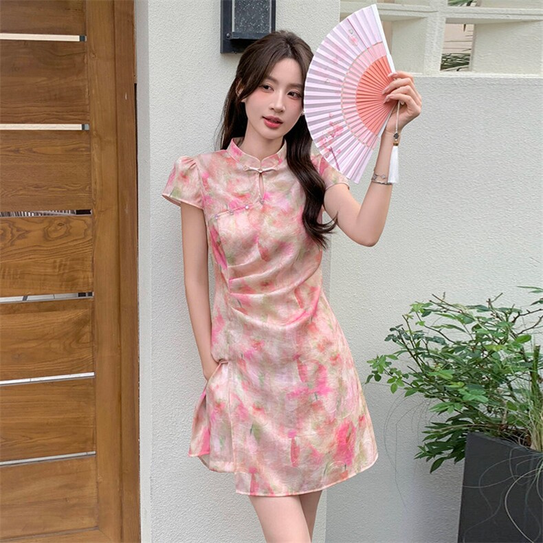 新中式g风改良旗袍套装女2026夏季新款洋气修身印花短裤两件套,女装套装/套裙,心心服饰