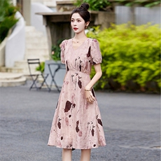 高级感法式气质V领连衣裙女2024夏季新款小个子收腰显瘦印花裙子，女装连衣裙，姿衣坊