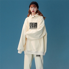 杏色裤子