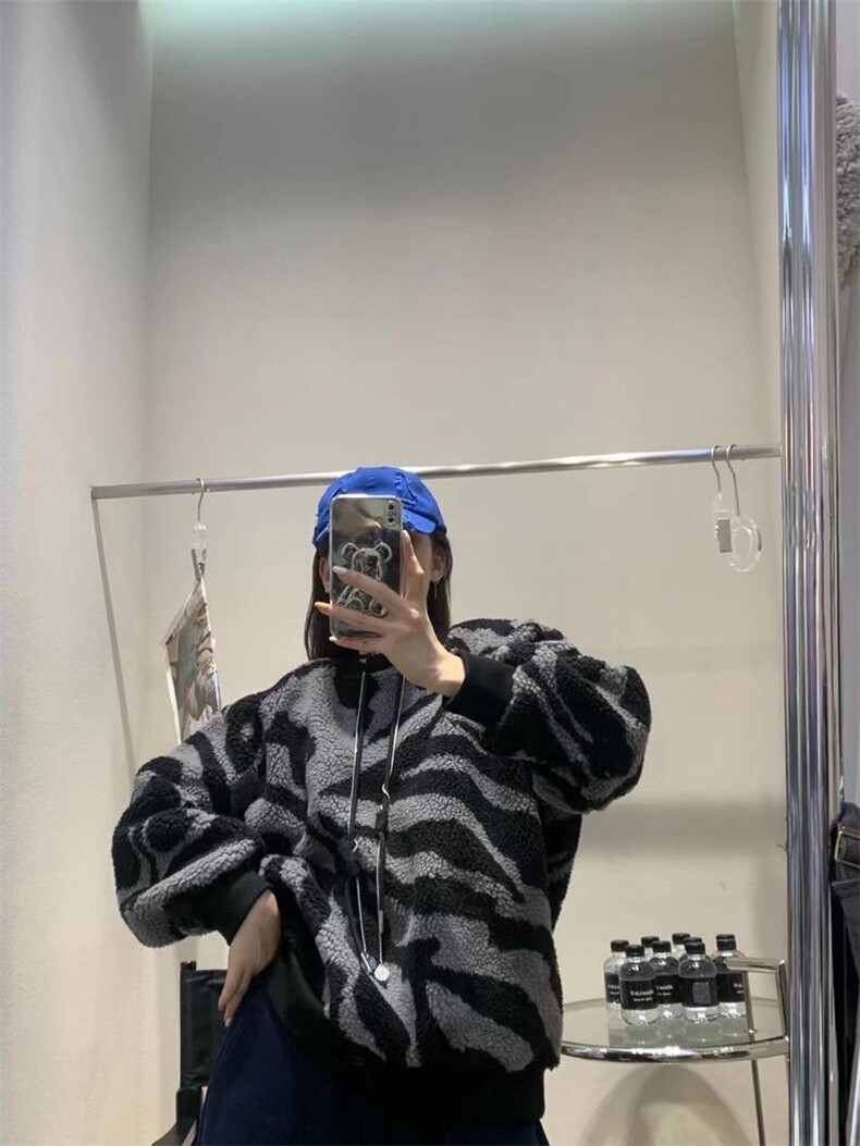 斑马纹卫衣，女装卫衣/绒衫，Queena PHoebe