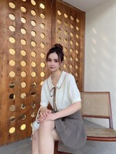 夏季清纯花叶领短T搭配纯色百褶裙，其它，知否