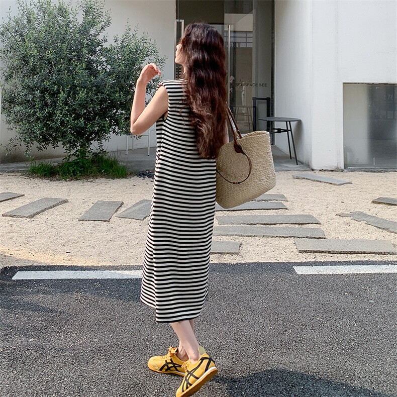 现货新款韩版宽松休闲显瘦无袖条纹连衣裙-2d075-p115-k165,女装连衣裙,2D075