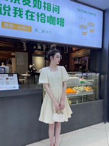 夏季新款连衣裙
款号：22167
尺码：m.l.xl图片