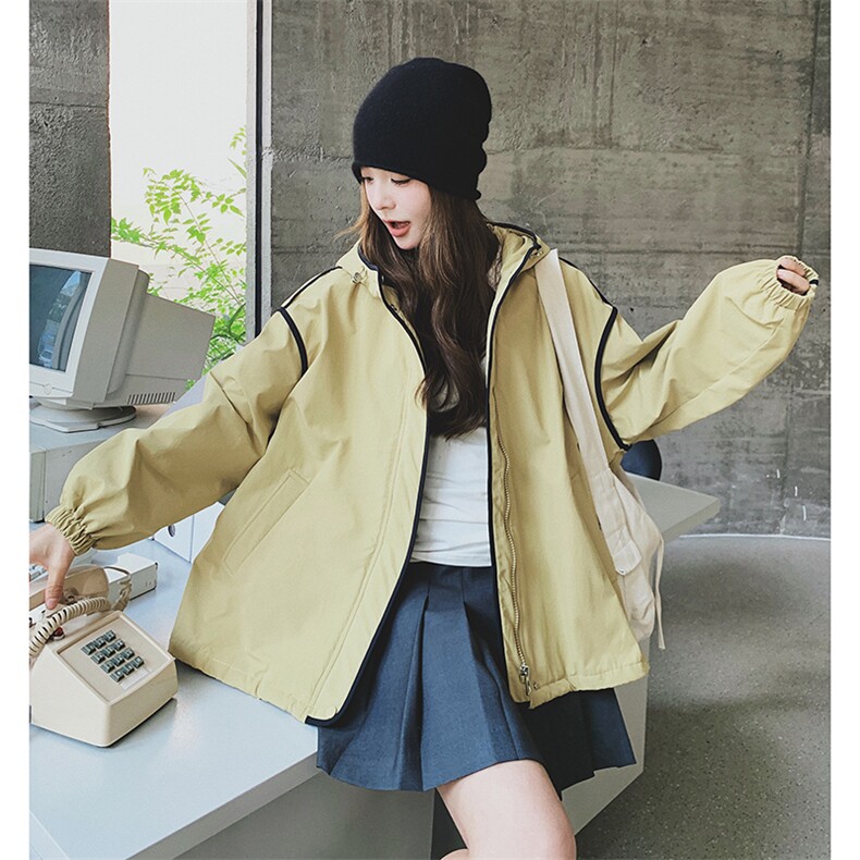2025秋款戴帽宽松休闲外套2C322-S2030-P145-K208,女装短外套,2C322