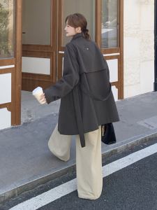 灰色立领小个子风衣女秋季韩系高级感休闲收腰外套图片