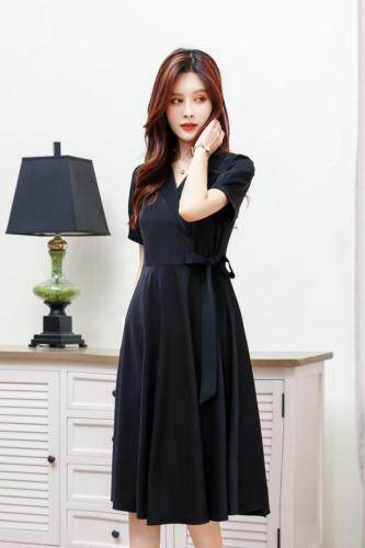 夏季连衣裙，女装连衣裙，千娜利