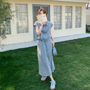 浅蓝色复古牛仔套装裙女2025夏季一整套ootd穿搭减龄半身裙两件套图片