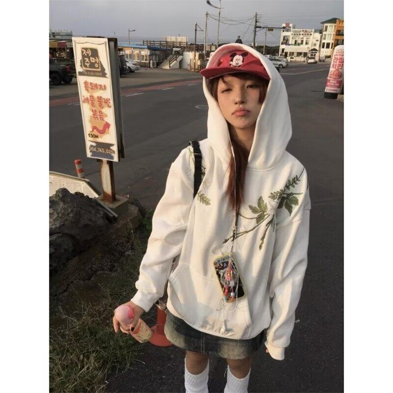 W9243-P70网图现货春季新款美式高街刺绣花卉连帽卫衣宽松上衣,男装卫衣,星座1608-2