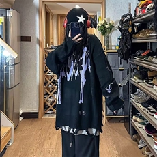 黑色