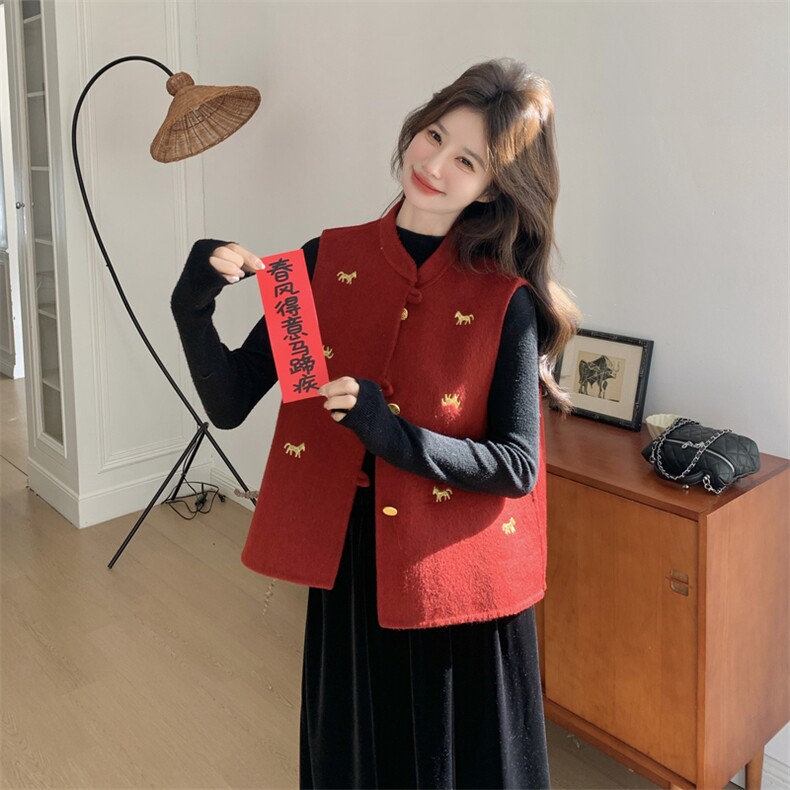 现货主推年货款马年刺绣马新中式双面羊毛呢短款马甲p165-k228，女装马甲，丝露怡语