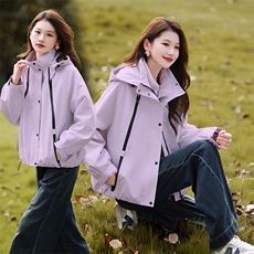 户外休闲连帽三合一冲锋衣外套女2025冬季加绒宽松百搭派克服棉服，女装套装/套裙，丽影随形