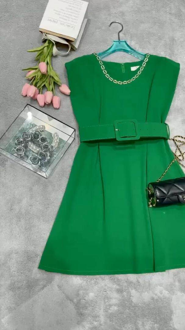 2022夏季连衣裙美，女装连衣裙，贻思茗