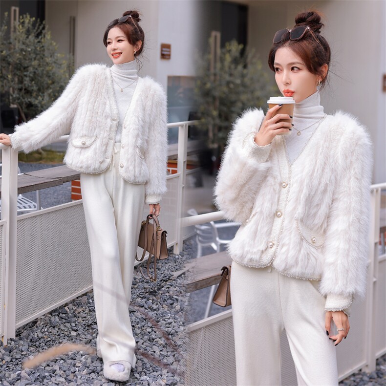 2023年冬季仿真皮毛一体小香风加厚小个子外套，女装羊羔毛/颗粒绒，韩蜜菓