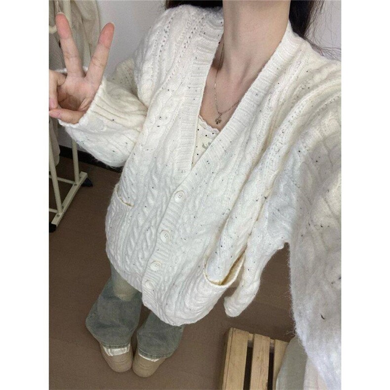 甜美小香风气质v领彩点毛衣开衫女秋冬季宽松慵懒风杏色针织外套，女装针织衫/毛衣，星座506A