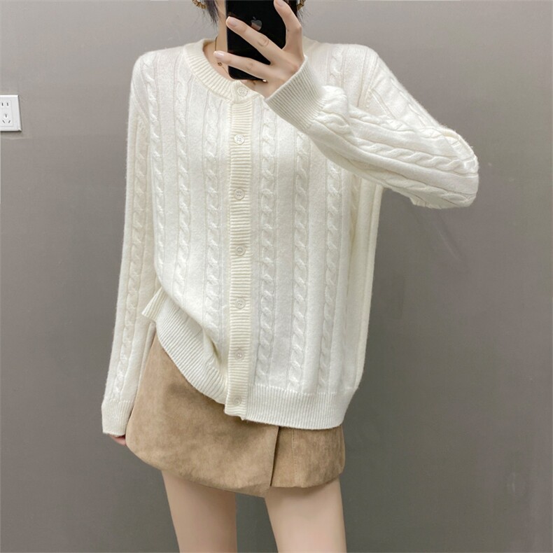 高端山羊绒开衫女上衣2024秋冬新款圆领上衣软糯针织衫毛衣外套，女装羊绒衫，织绒羊