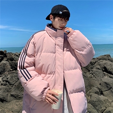 粉红色
