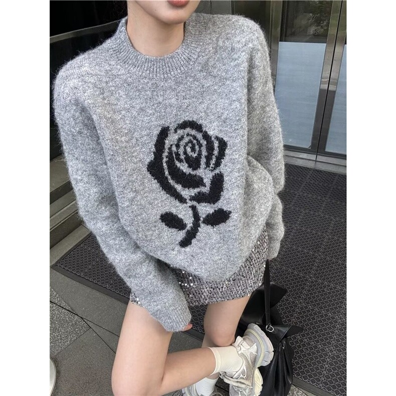 大码胖MM宽松慵懒圆领套头毛衣女秋冬新款玫瑰提花长袖显瘦针织衫图片