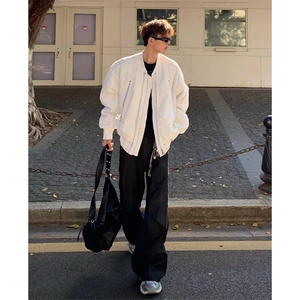 小众设计感白色压皱美式棒球服男款秋冬潮牌高级感短款飞行员夹克图片