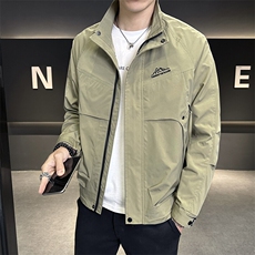 卡其色