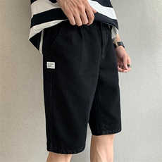 黑色