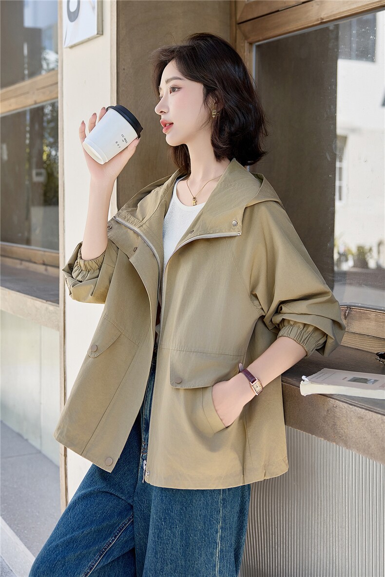 2025春秋新款小个子宽松休闲气质百搭粉色连帽工装冲锋衣外套女,女装短外套,依万里