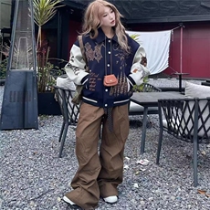 V88-P78美式棒球服外套女2025春季新款洋气宽松休闲学院风设计感，男装T恤，电商B323A